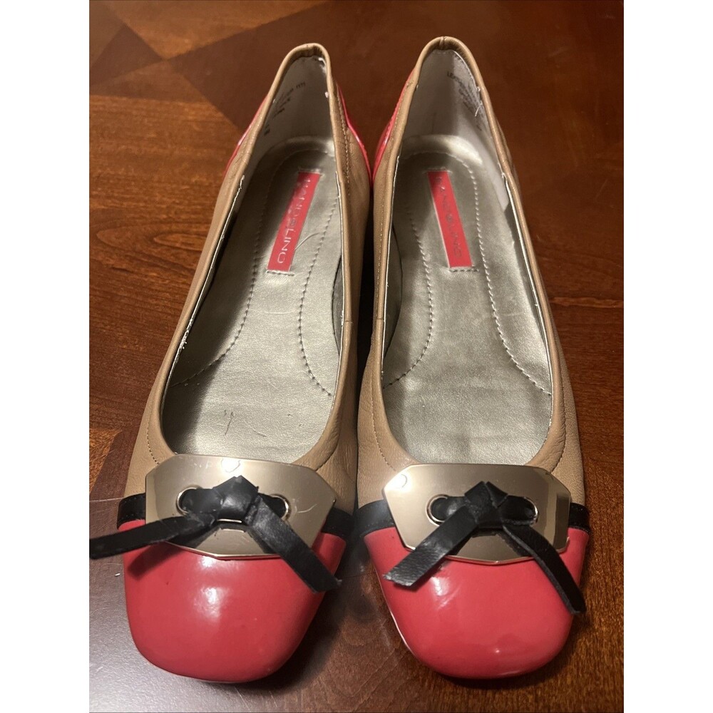 Bandolino Ballet Flat Patent Cap Toe Tan /Red With Bow Sz 6 Women’s